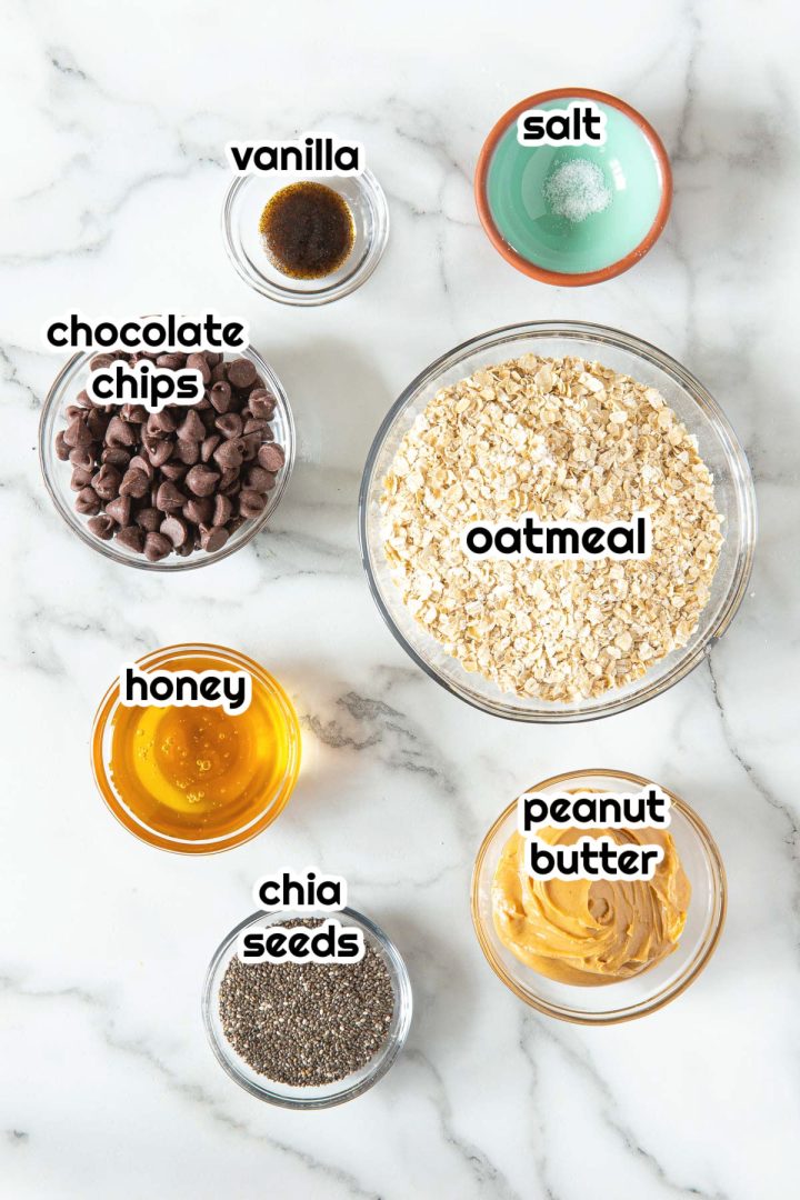 Peanut Butter Oatmeal Energy Bites 